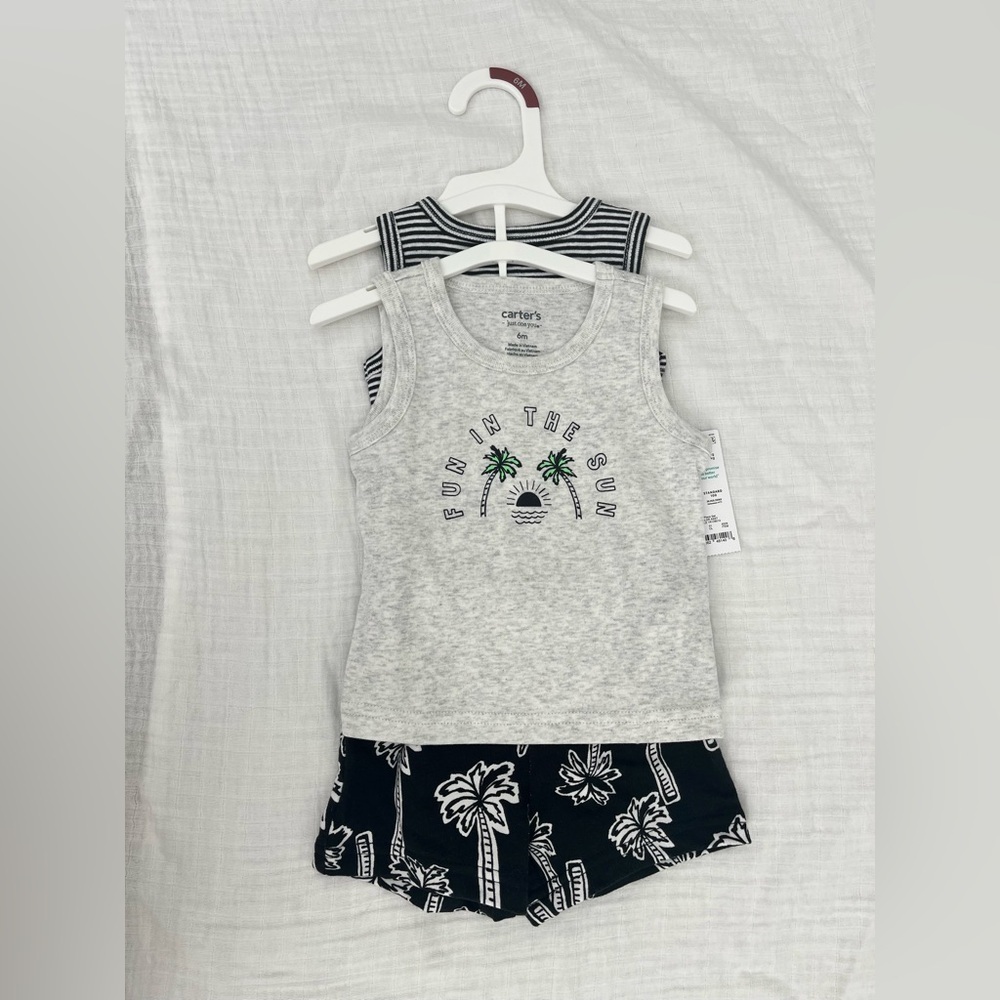 Carter’s Infant Boy Short Set 6 months